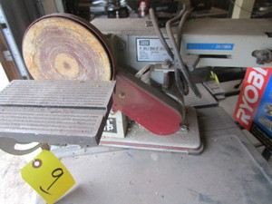lot 9 image: Toolshop Sander