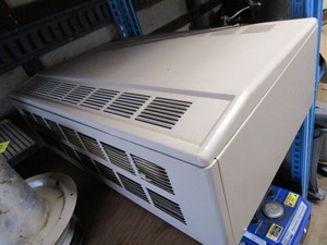 lot 125 image: Empire Wall Furnace