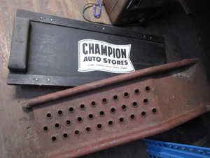 lot 145 image: Auto Ramps, Mechanics Dolly