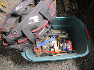 lot 172 image: Husky Bag, Soldering & fishing