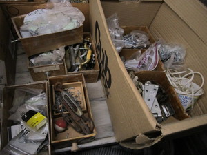 lot 182 image: Tote, Hinges, Drawer Pulls