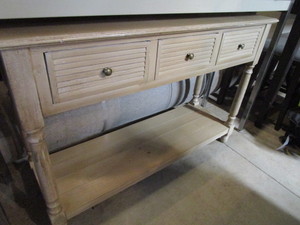 lot 203 image: Sofa Table