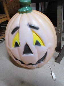 lot 208 image: Jack O Lantern