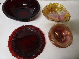 lot 213 image: Cape Cod & Carnival Glass