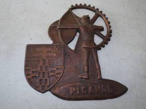 Bronze Emblem Dcor