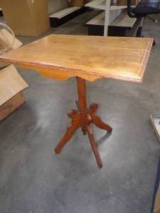 Oak Parlor Table