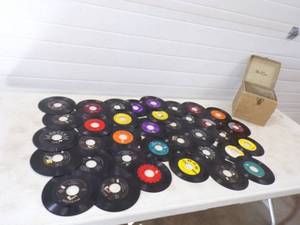 36 1950,s 45 Vinyl Records