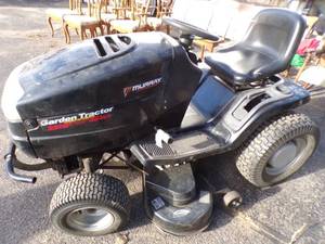 Murray Garden Tractor 25 HP with 46 Cut