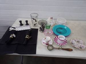 Place Settings Dcor Plates, Vase, Wedding Cake Topper