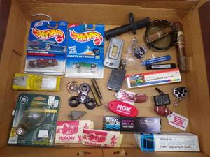 2 Hot wheels new in package, Auburn rubber Co. Toy Car, Vintage Bullets, Advertising Ashtray