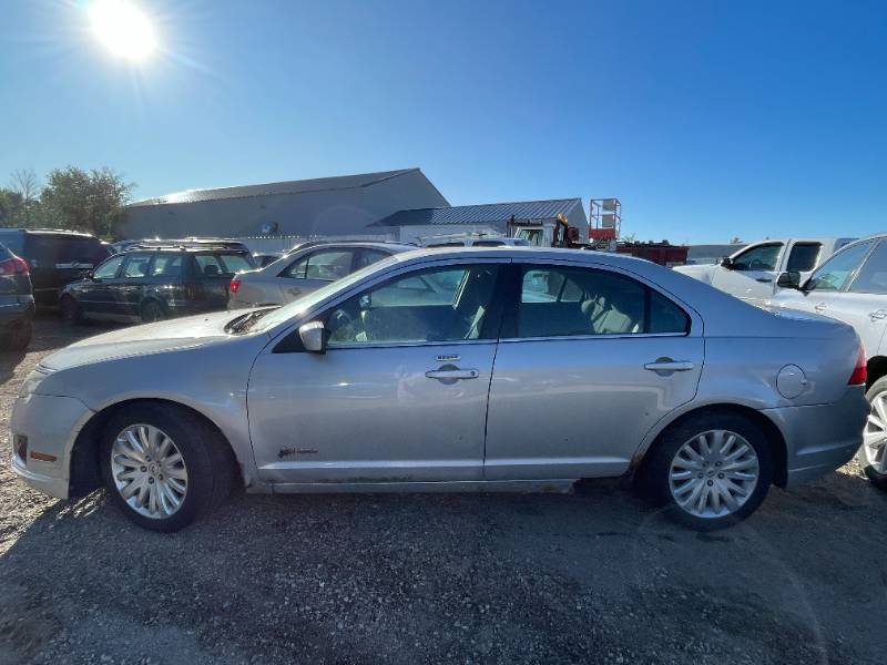 2010 Ford Fusion Hybrid - 1 OWNER