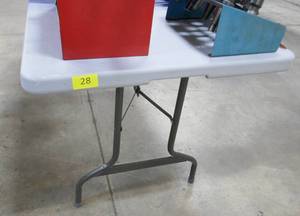 6 ft compact folding table