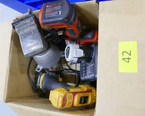 small Panavise and Dewalt drill and Black and decker drill
