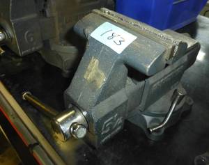Craftsman Vise 5-12  in