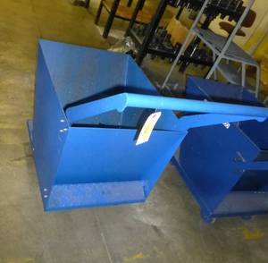 small chip dump cart