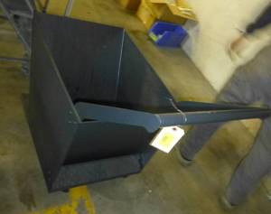 small chip dump cart