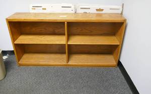 wood bookcase (adjustable height shelf)