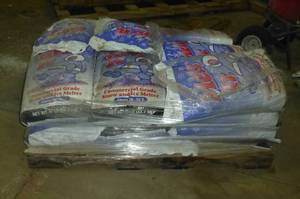 Pallet of approx Twenty 50 lb bags of ice melt salt