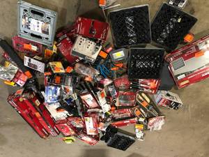 lot 10 image: Lot of Assorted Hand Tools and Hardware Various Models and Conditions Customer Returns See Pictures