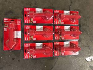 lot 11 image: Lot of Milwaukee AIR-TIP 1-14 in. - 2-12 in. Rotating Corner Brush Tool WetDry Shop Vacuum Attachment (1-Piece)  Customer Returns See Pictures
