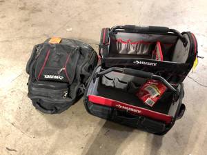 lot 18 image: Pallet of Assorted Husky Tool Bags  Various Sizes and Conditions  Customer Returns See Pictures