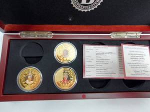 lot 93 image: (3) 2016 Colorized British Crowns in Wood Display Box - 24K Gold Plated