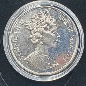 lot 104 image: 1991 Isle of Man Proof 1 Crown - Exotic Cat Series - 1 troy oz .999 Silver