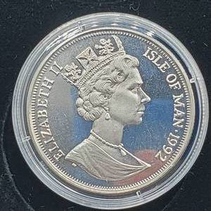 lot 105 image: 1992 Isle of Man Proof 1 Crown - Exotic Cat Series - 1 troy oz .999 Silver