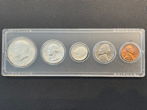 lot 36 image: 1964 U.S. Coin Set