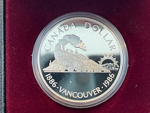 lot 56 image: 1986 Canada Silver Dollar