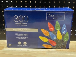 lot 30 image: 300 LED Christmas Light String