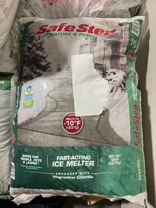 lot 42 image: Safe Step Ice Melt NEW Damaged 50 Pound Bag