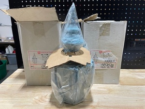 lot 70 image: Wall Light Fixtures