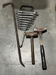 lot 101 image: Hand Tools with Tote