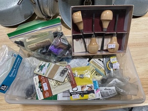 lot 93 image: Hardware