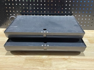 lot 9 image: Cash Trays