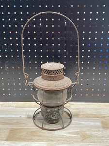 lot 13 image: Lantern