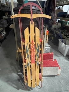 lot 22 image: Coast King Rocket Steel Runner Sled
