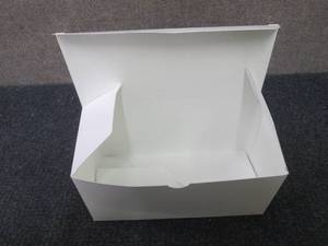 lot 431 image: Case of 250 - White Paper Boxes 4x4...