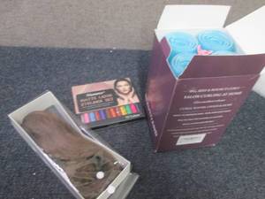 lot 22 image: Liquid Eyeliner, Rollers, Hair Exte...