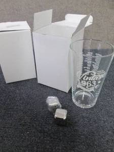 lot 37 image: 2- Vintage 1963 Glass with Reusable...