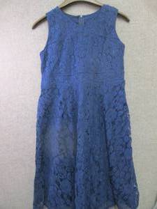 lot 66 image: Size 150 Girls Lace Dress...