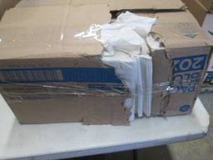 lot 128 image: Pacific Blue Basic Multifold Paper ...