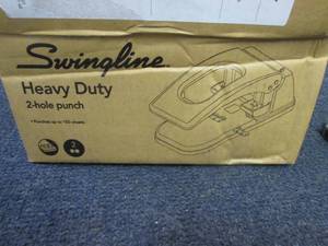lot 136 image: Swingline Extra Heavy-Duty Two-Hole...