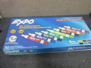 lot 137 image: EXPO Low Odor Dry Erase Markers, Ch...