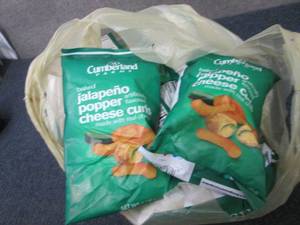 lot 261 image: 12- 1.5oz Bags Cumberland Baked Jal...