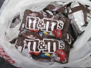 lot 272 image: 12- 1.69 oz M&Ms...