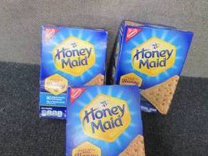 lot 307 image: 3- 14.4 oz Boxes Honey Maid Graham ...