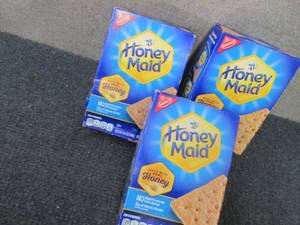 lot 309 image: 3- 14.4 oz Boxes Honey Maid Graham ...