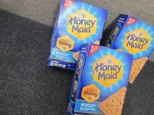 lot 313 image: 3- 14.4 oz Boxes Honey Maid Graham ...